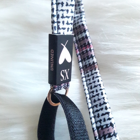 Victoria's Secret PINK Sexy Satin Plaid Bralette Size XS - Picture 7 of 8